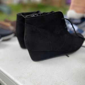 Girls wedge boots